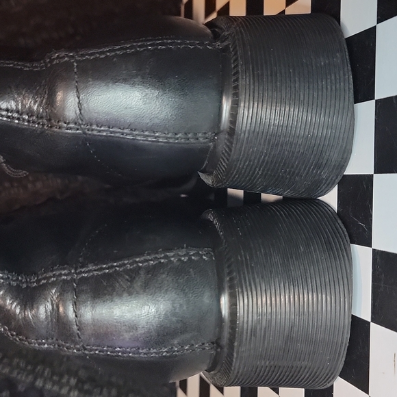 *SOLD* Made in England Dr. Martens Boots - Picture 12 of 12